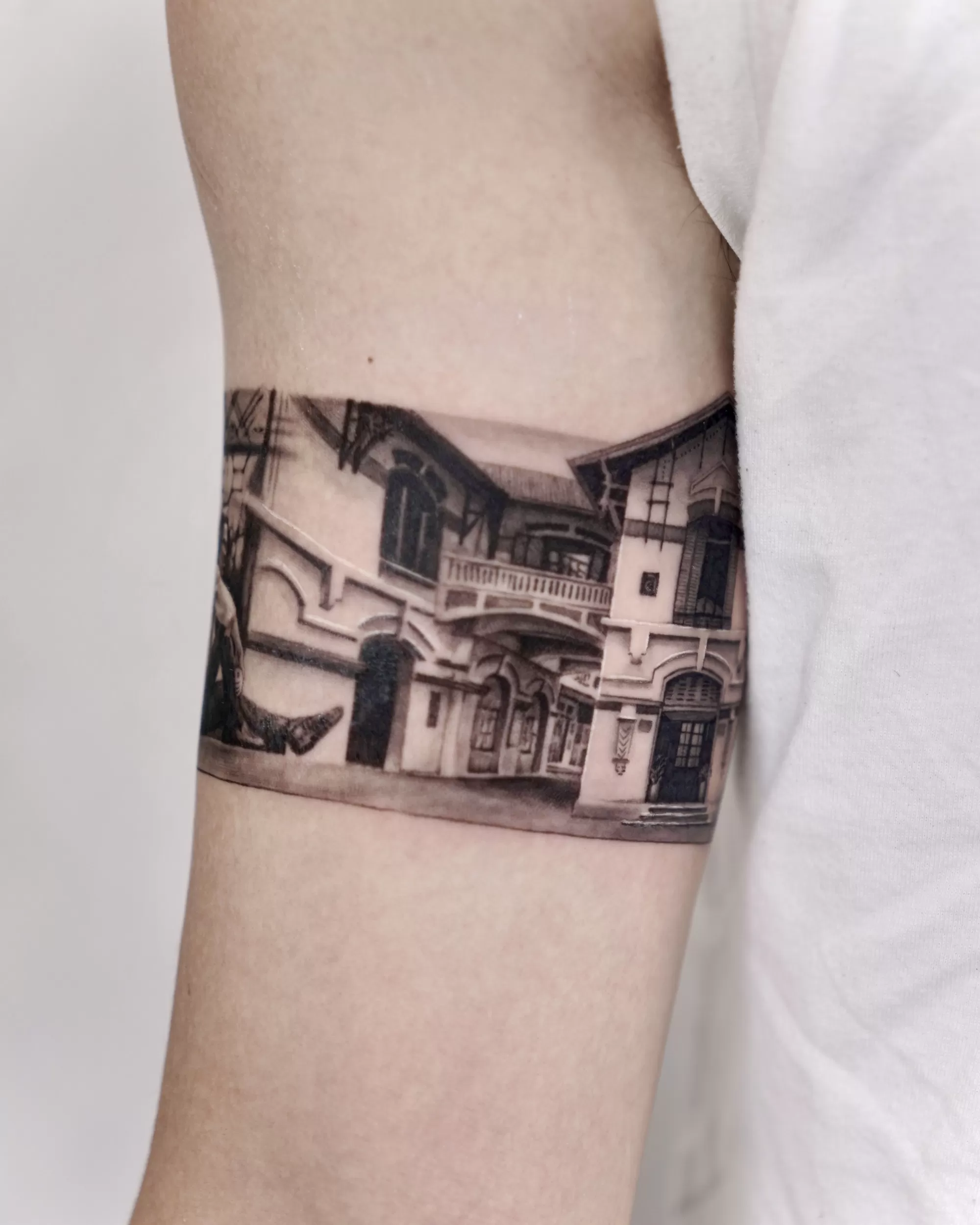 1749480264 Realistic Villa Tattoo 18