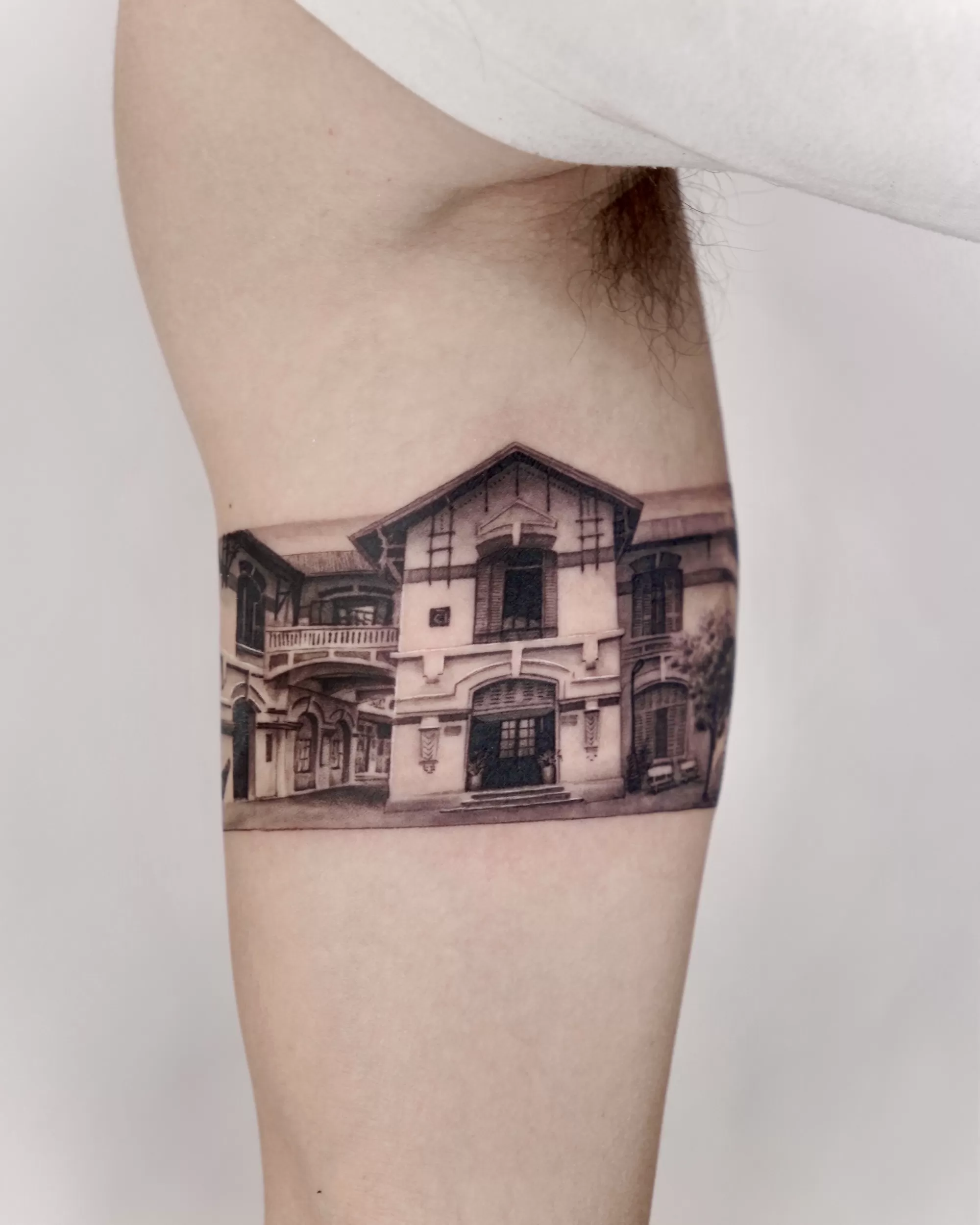 1749480349 Realistic Villa Tattoo 20