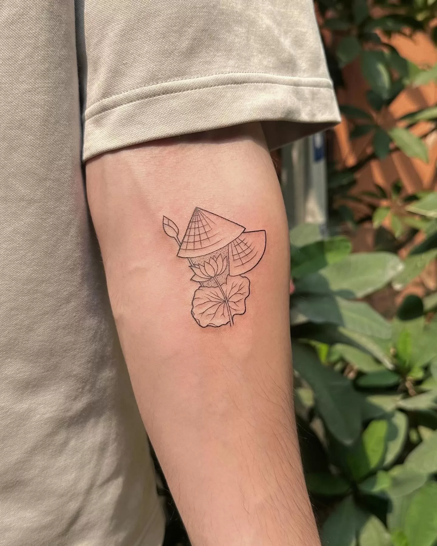 1752148298 Non La Lotus Tattoo