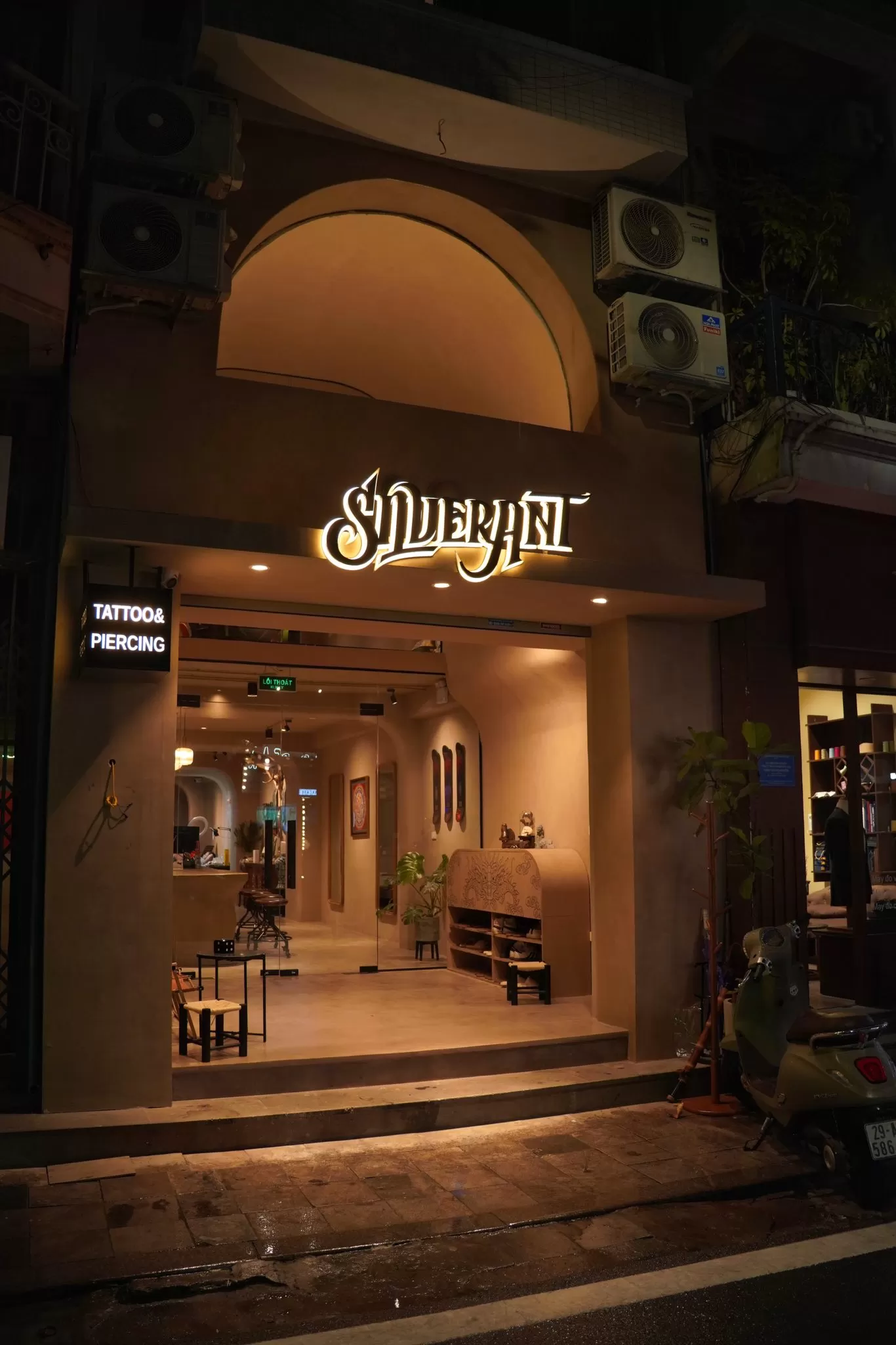 1763532377 569193961253799287649586513344604787018112958n