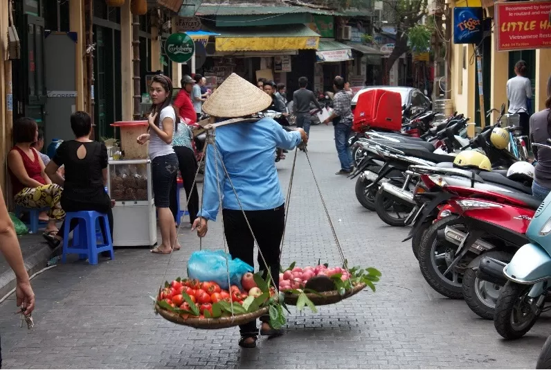 1772005403 Street Vendor Hanoi